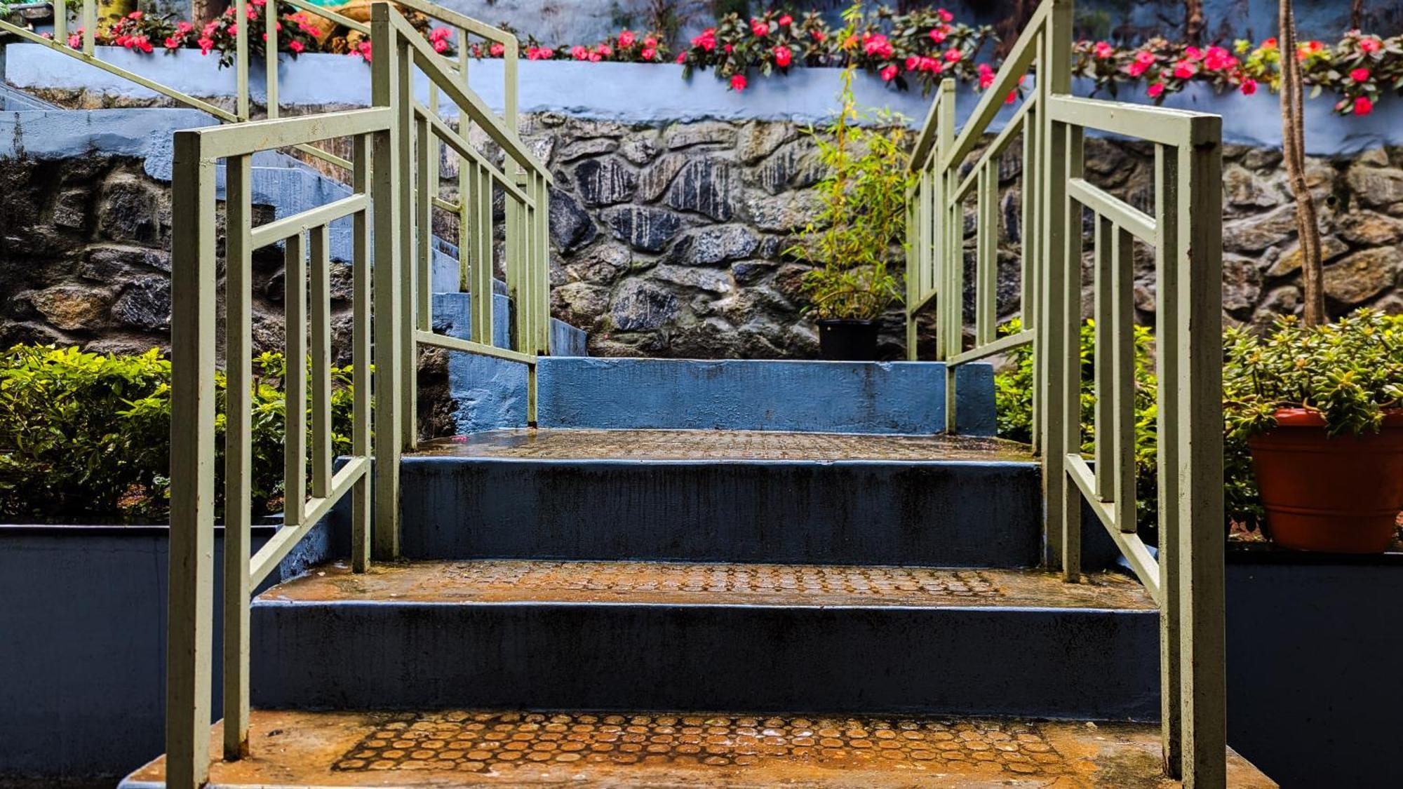 Valley View Inn, Котажирі Екстер'єр фото